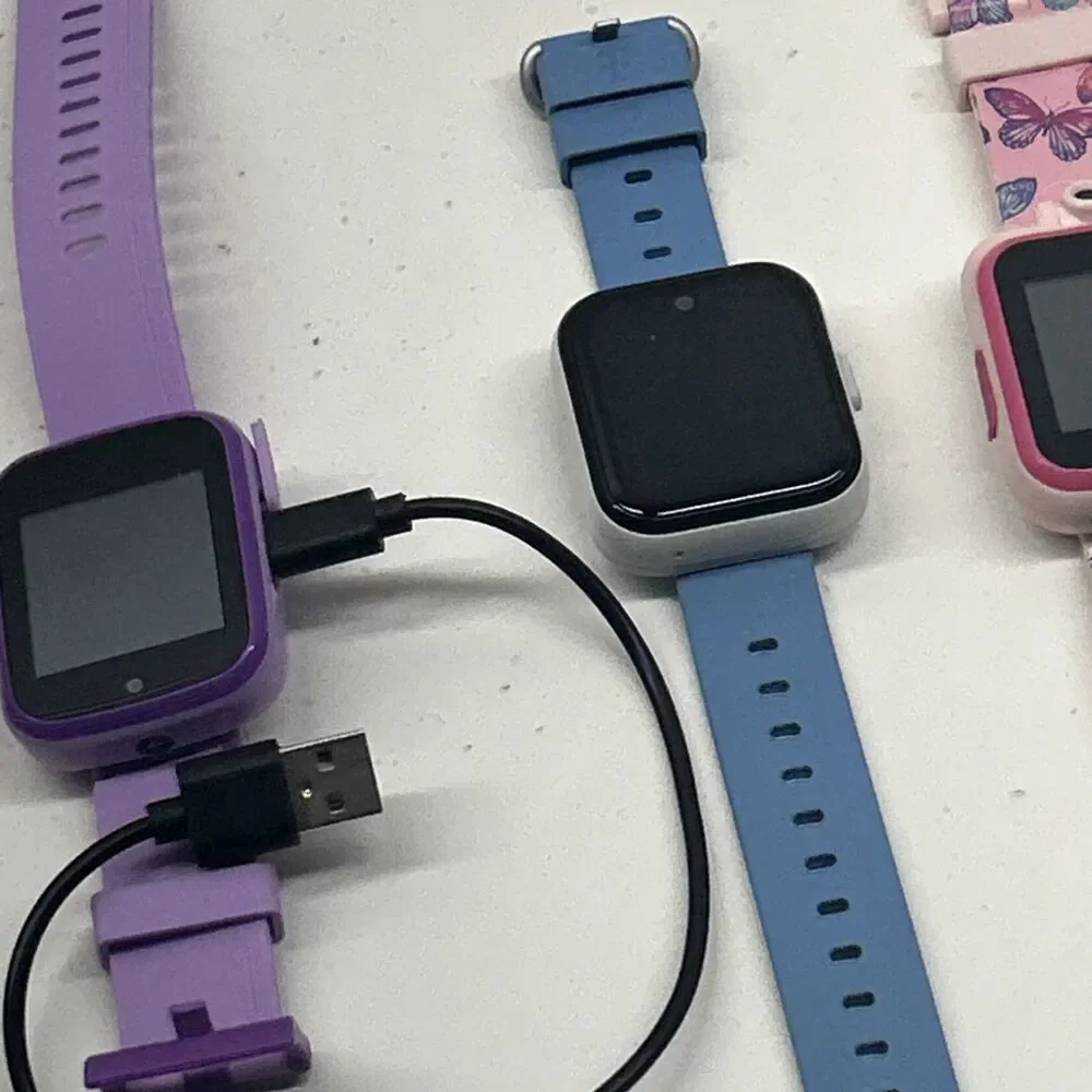 Bundle Of 21 Untested Watches - Mix Of Vintage And Smart Watches - Picture 6 of 16